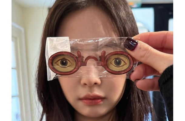「すっぴんもめちゃくちゃ綺麗！」BLACKPINK・ジェニー、パリでおちゃめな魅力が炸裂【PHOTO】