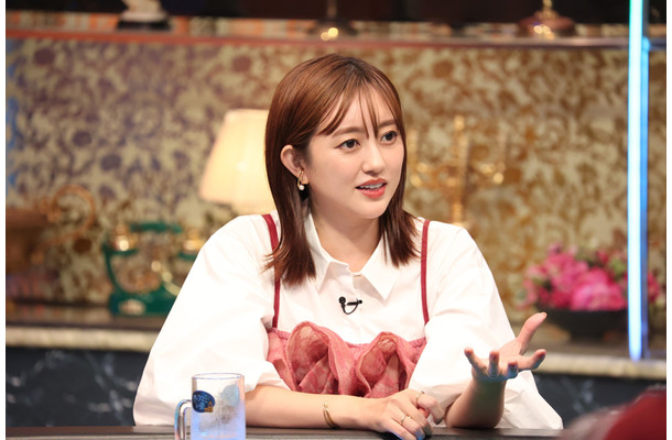 菊地亜美『酒のツマミになる話』（C）フジテレビ