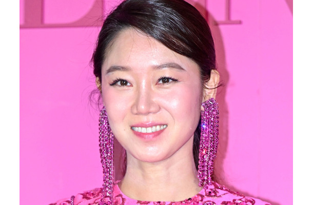 えっ、変装なし？女優コン・ヒョジン、10歳下夫とのラブラブ“日本旅行”SHOT公開に反響多数【PHOTO】