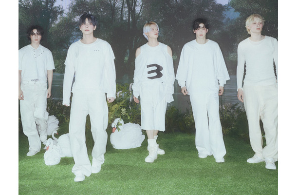 TOMORROW X TOGETHER、日本AL『Starkissed』全曲配信スタート！タイトル曲『Can’t Stop』MV解禁