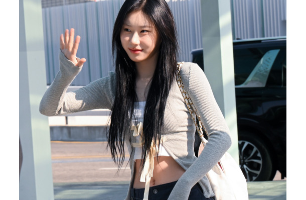 まさに“清純グラマー”　無邪気な表情とギャップのあるボリューム感…ITZY・チェリョンの魅力【PHOTO】
