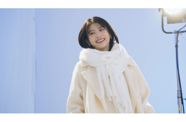 出口夏希　明治「メルティーキッス」新CMメイキング