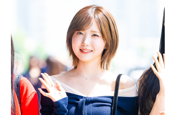 元AKB48本田仁美、愛らしい表情からは想像できないボリューム感…タンクトップ姿が話題【PHOTO】