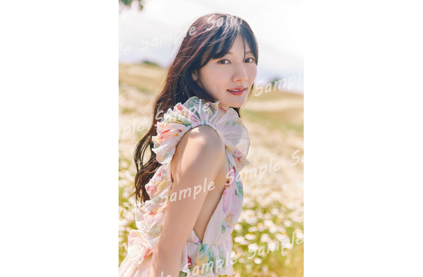 封入特典ポストカード 日向坂46・河田陽菜2nd写真集『テイクオフ』撮影/SAKAI DE JUN(C)竹書房