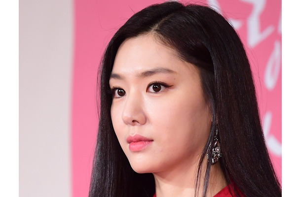 『愛の不時着』から5年…“北朝鮮のクール美女”演じたソ・ジヘ、40代の熟れた美貌が話題に【PHOTO】