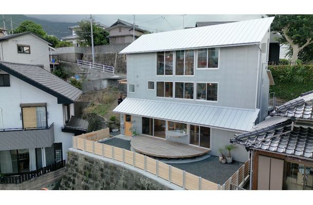 佐世保が一望できる、眺望に全振りした家＠MBS