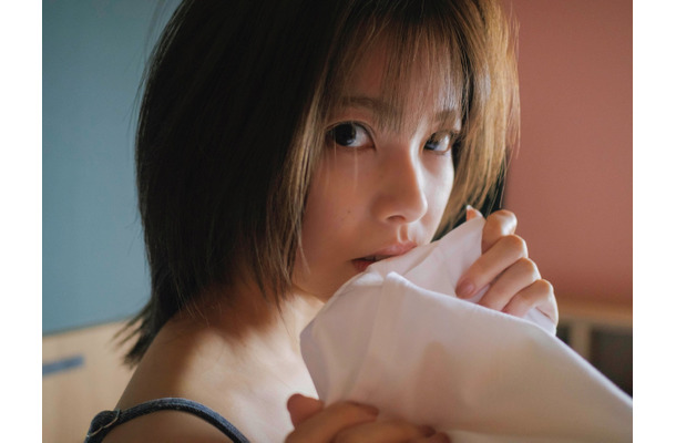 『HKT48 地頭江音々卒業写真集(タイトル未定)』(©細居幸次郎/玄光社)