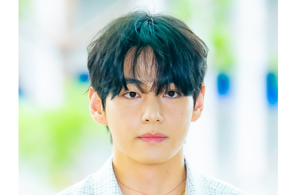 BTS・V、美容業界でも大活躍！日本でも人気の「TIRTIR」広告が公開6日で再生数1億回突破