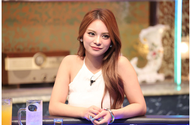 まぁみ『酒のツマミHANARE』©フジテレビ