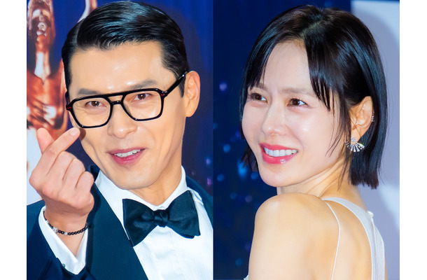 授賞式で濃厚な抱擁を交わすヒョンビンとソン・イェジン…2人の間に割り込み!? 「空気の読めない息子」と話題