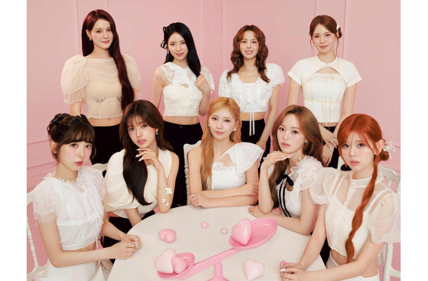 NiziU、日本武道館で涙のツアーフィナーレ！“5都市アリーナツアー”サプライズ発表にファン歓喜