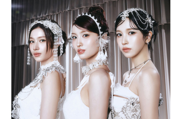 MISAMO、日本AL『PLAY』詳細発表！多彩な世界観のコンセプトフォト＆豪華トラックリスト公開