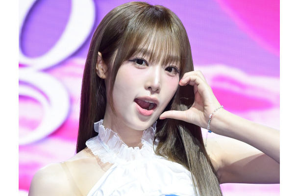 初音ミクとコラボした初のK-POP歌手イェナ、キュート全開“アニメ級”ビジュアル披露【PHOTO】