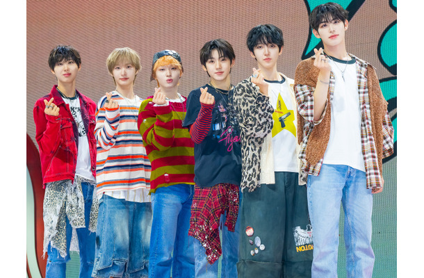 JYP新ボーイズグループKickFlip、初のファンコンサート開催決定！デビュー1周年をファンとお祝い