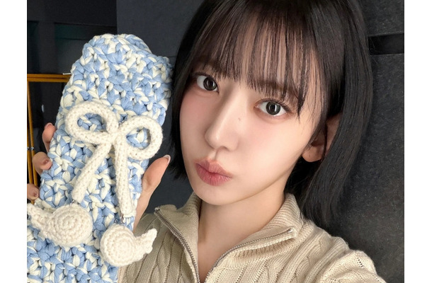 LE SSERAFIM・宮脇咲良、趣味から始まった“ニット企画”が再び商品化　新エディションを販売開始