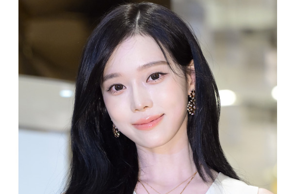 aespa・ウィンター、ふわふわ“白ウサギ”に変身！反則級の可愛さにファン悶絶「萌えキュン」【PHOTO】