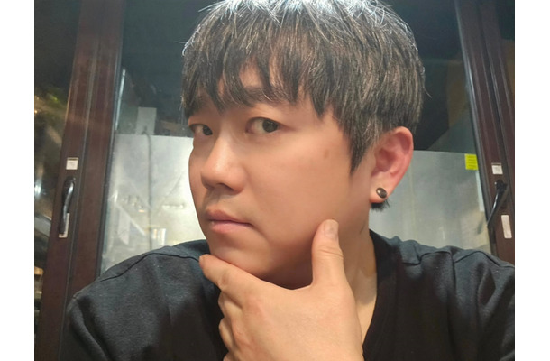 YGエンタ所属グループ出身でタトゥー除去中の“串焼き店主”、客から泥棒と疑われ激怒…苦々しい気持ちを吐露