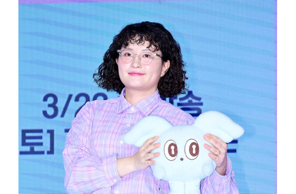 チャンネル登録者100万人超だったが、減少が止まらず…3度も謝罪した韓国ユーチューバー、何をした？