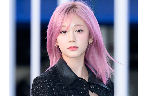 「プリンセスだ…」BABYMONSTER・パリタ、甘くてクールな“ピンクヘア”で愛らしさ限界突破！【PHOTO】