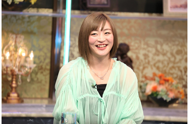 角田夏実『酒のツマミになる話2025名場面SP』（C）フジテレビ