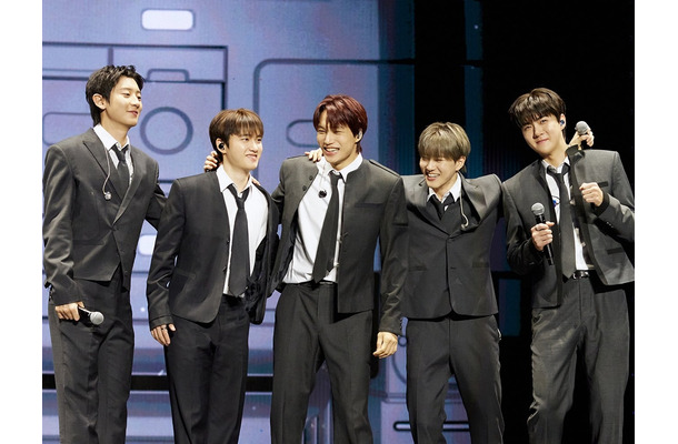 “完全体”とはならずも…EXO、1月19日に新AL『REVERXE』リリース決定　約2年6カ月ぶりの新作に期待