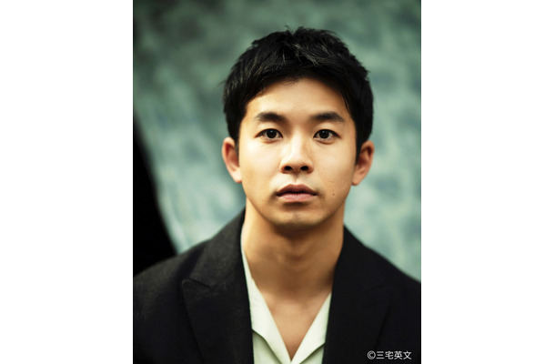 仲野太賀©三宅英文