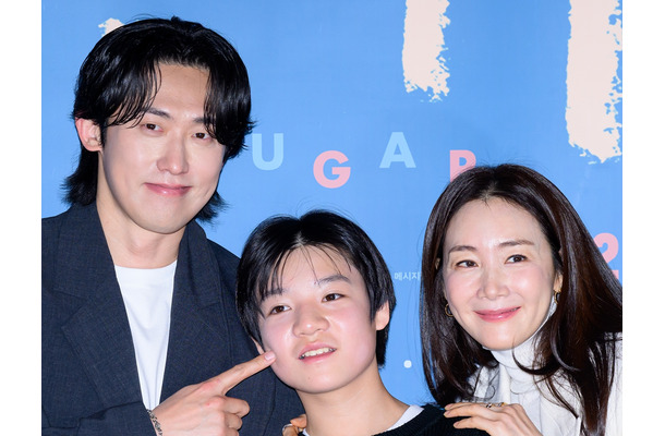 50歳チェ・ジウが“11歳下”俳優と夫婦役も「気まずさはありませんでした」　糖尿病の息子の母役に