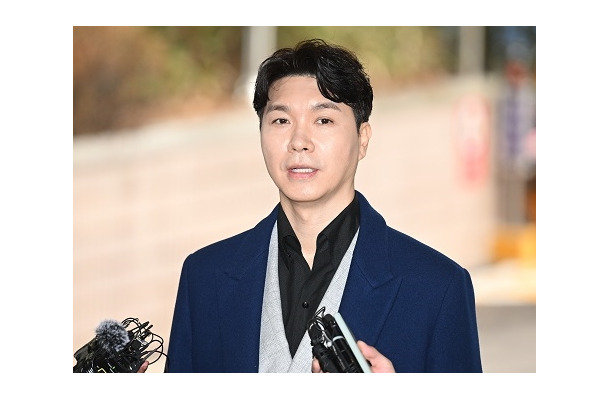「女が大好き。ゴムまで片付けた」と親に証言された韓国タレント、横領容疑の実兄が2審で法廷拘束