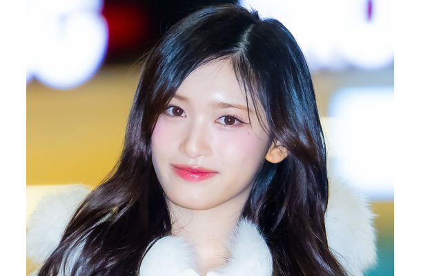 IVE・イソ、アウトドアブランドの新モデルに抜擢！教師やアスリートなど多彩な姿に変身