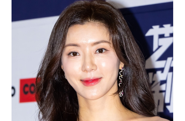 元BIGBANGメンバーが中心の最悪のスキャンダルに夫が関与、一度は姿を消した女優が6年ぶりに公の場へ