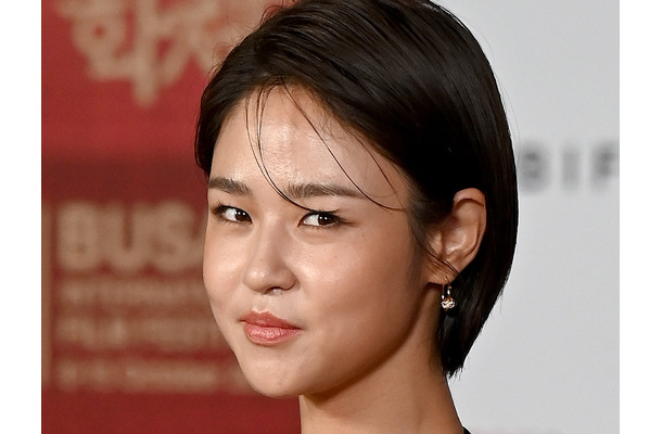 4年越しに潔白を証明…いじめ疑惑で揺れた韓国女優が出演作を告知「明日から会いましょう～～」
