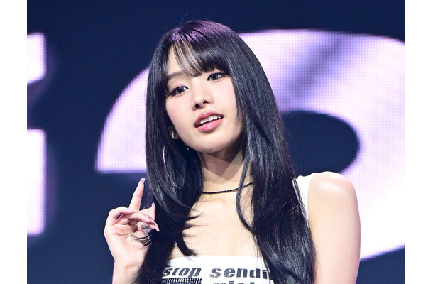 アイドルらしからぬ貫禄ボディ…“ほぼ全身網タイツ”姿で視線強奪のナッティ「危険」「美しい」【PHOTO】