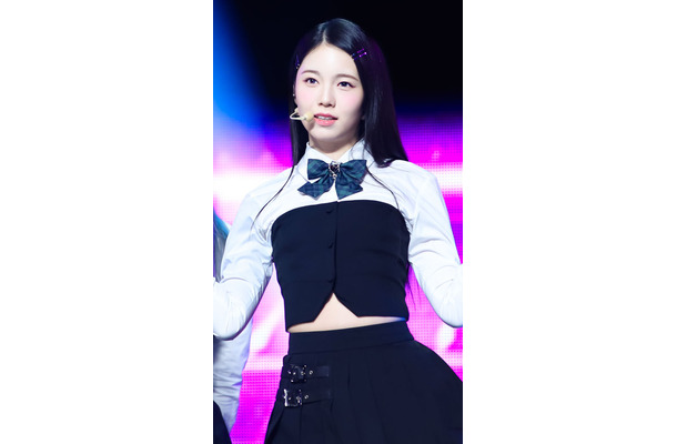 NiziU・AYAKA(Photo by MBCPLUS/Imazins via Getty Images)