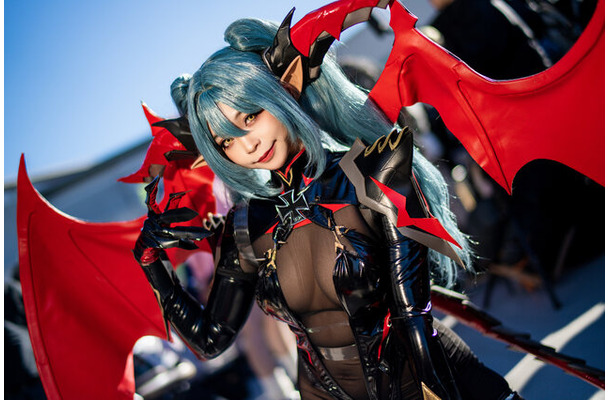 レーゲンスブルク『アズールレーン』／Kadorin 仁美（Instagram：kadorin.hitomi）