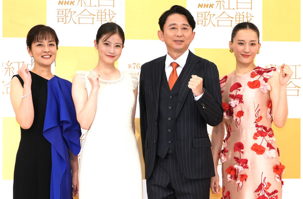 鈴木奈穂子アナ、今田美桜、有吉弘行、綾瀬はるか【撮影：小宮山あきの】