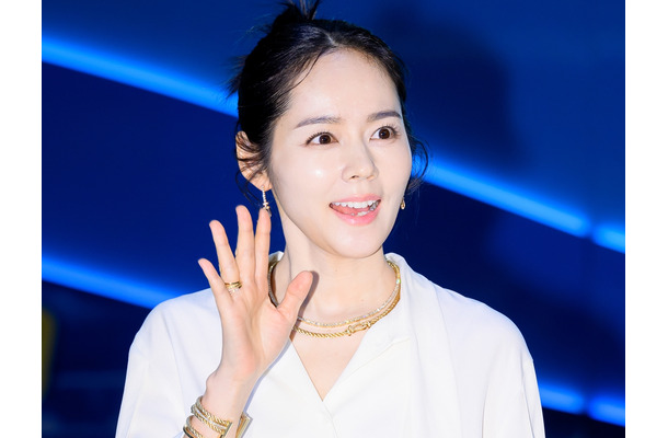 『太陽を抱く月』美人女優、“18禁ウェブトゥーン”ヒロインに変身!?絵画のような美貌披露