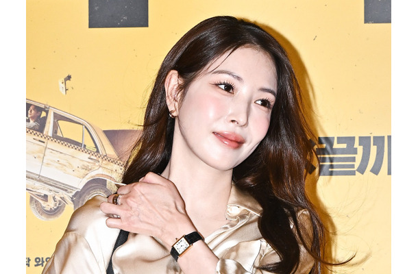 BoA、25年所属したSMエンタを退所…過去に契約終了後引退を示唆するコメントも