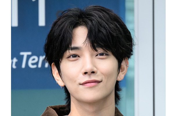 SEVENTEEN・ジョシュア、ハリウッド俳優多数出席の「ゴールデングローブ賞」に登場