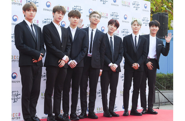 BTSによって“非常事態”に陥ったK-POP業界　次々とスケジュールの見直し「巨大な台風が過ぎ去った後に…」