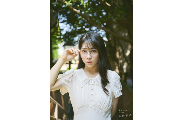野中ここな1st写真集『うたかた』【撮影／熊木優】（C）KADOKAWA