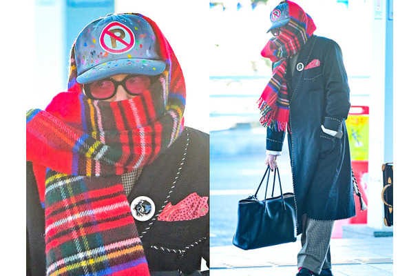 顔を覆ってもオーラ全開…BIGBANG・G-DRAGON、唯一無二のファッションセンスで空港に降臨