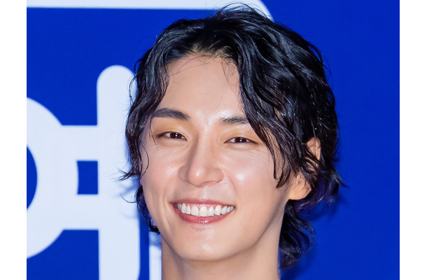 韓国俳優（39）の母が44年ぶりに中学卒業…勉強を諦めざるを得なかった事情に周りが涙