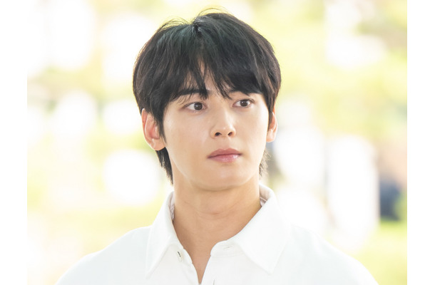 懲役5年以上の可能性も　200億ウォン脱税疑惑が浮上した“顔天才”チャウヌの法的争点