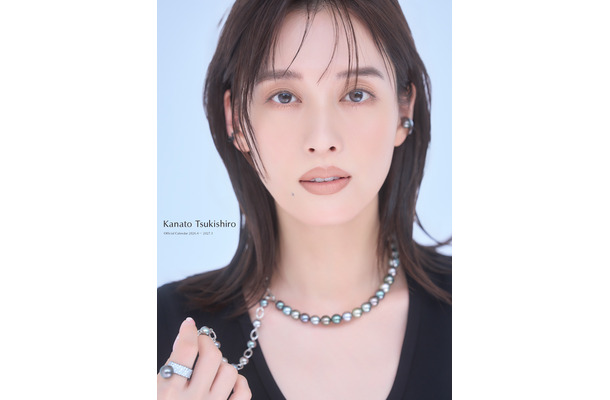 表紙（ポスター）『月城かなとオフィシャルカレンダー2026.4-2027.3』©SDP