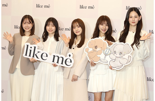 福岡みなみと所属ライバー【撮影：浜瀬将樹】