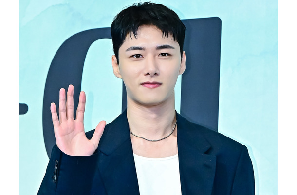 日本リメイクもされたヒット作でデビュー　俳優ソ・ジフン、本日（3日）入隊「元気に行ってきます」