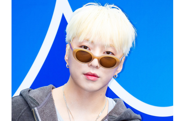 WINNER・スンユン、ソウル公演の“スペシャルゲスト”を予告…正体不明のシルエットに関心集中