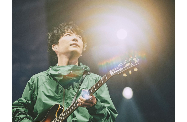 星野源、2度目の訪韓でアリーナ公演開催！コラボした韓国人気女性ラッパーもゲスト出演し大盛況