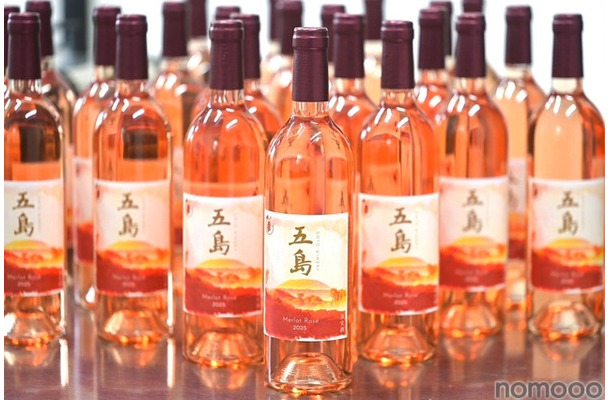 【五島ワイナリーの初挑戦！長崎県五島産ぶどう100%使用】限定ワイン「メルロー（ロゼ）2025」解禁