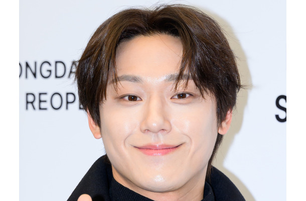 5歳上女優と公開恋愛中の俳優イ・ドヒョン、事務所スタッフ約70人に“太っ腹プレゼント”